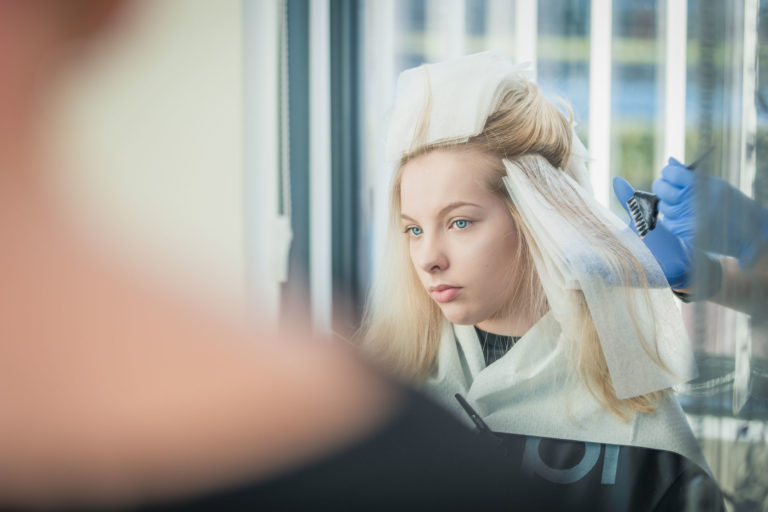 Yrityskuvaus Tornio, yrityksen kuvapankkikuvaus Meri-Lappi, kampaamopalvelut